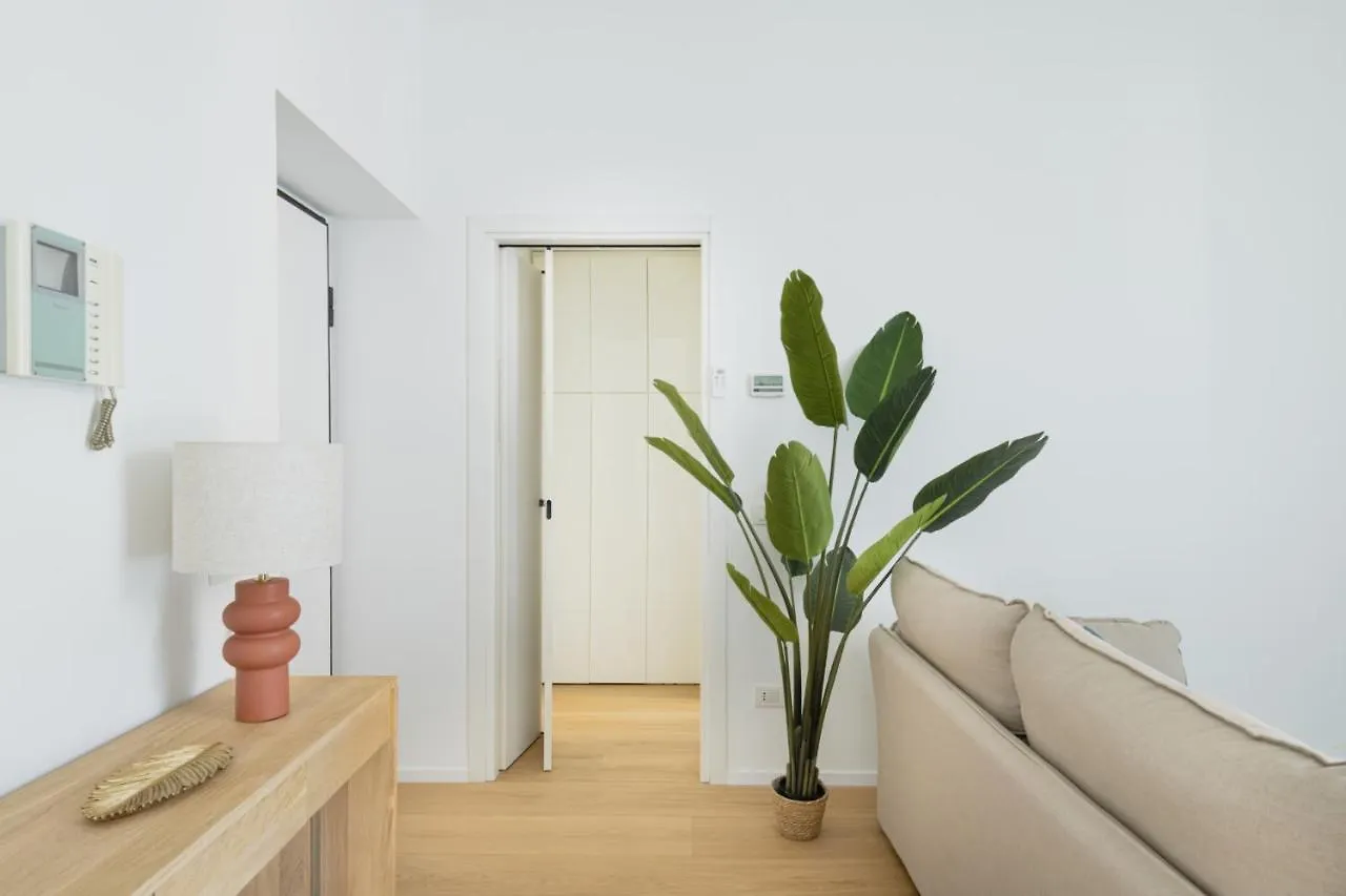 Easylife - Romantico Appartamento Sui Navigli Milan