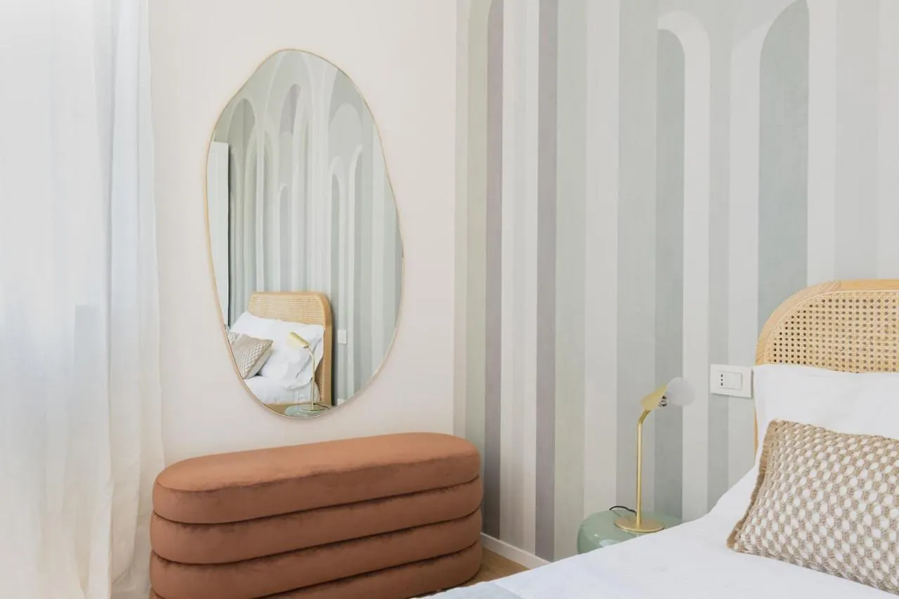 Apartment Easylife - Romantico Appartamento Sui Navigli Milan Italy
